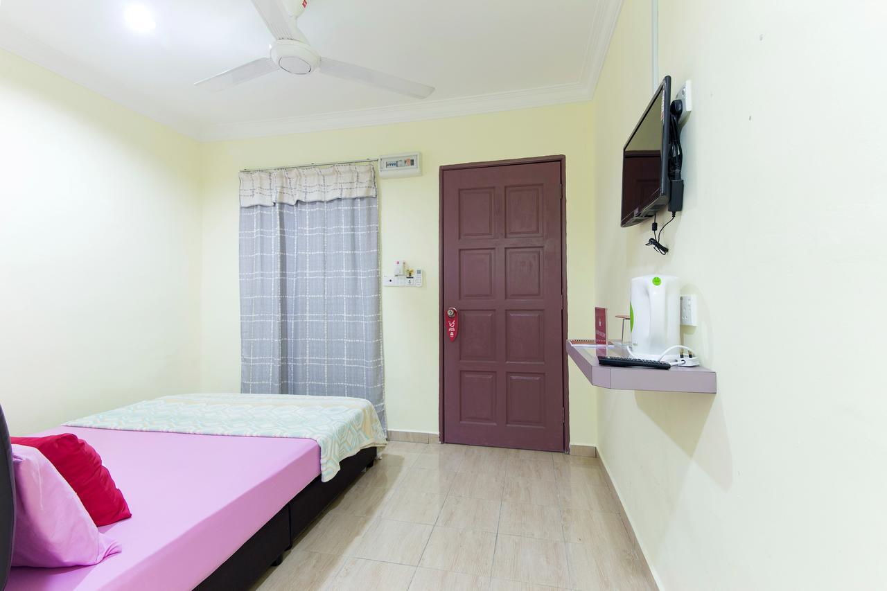 Zen Rooms Basic Kampung Guest House 浮罗交怡 外观 照片