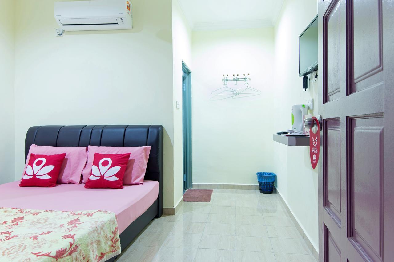 Zen Rooms Basic Kampung Guest House 浮罗交怡 外观 照片
