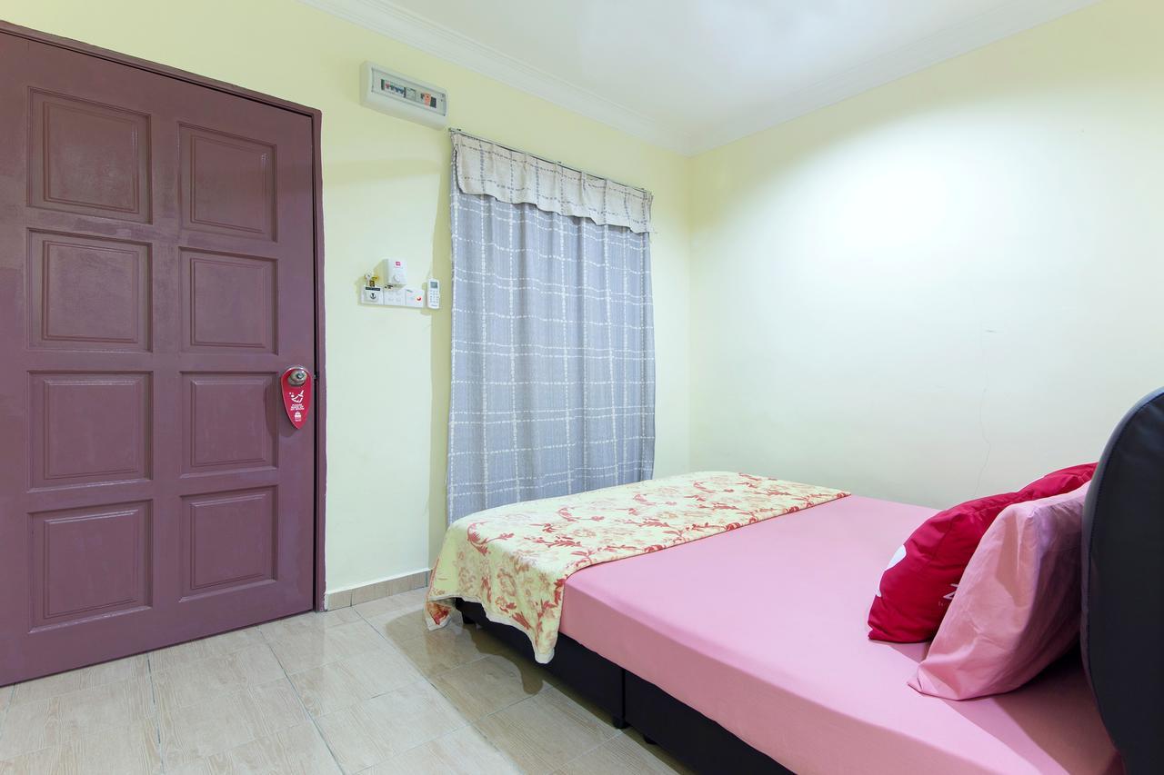 Zen Rooms Basic Kampung Guest House 浮罗交怡 外观 照片
